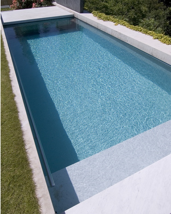 Steel Vinyl Pool Company in Oakville